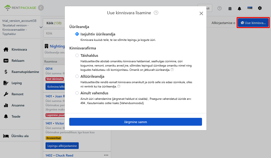 Neli rollivalikut uue objekti lisamisel